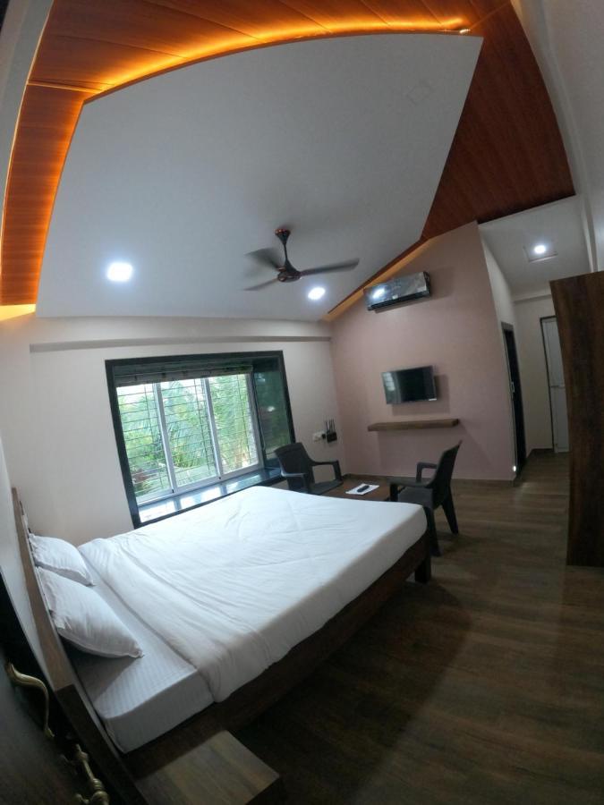 Jimmy Beach Resort Alībāg Eksteriør billede